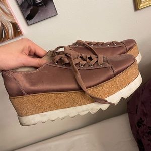 Steve Madden platform tenía shoes